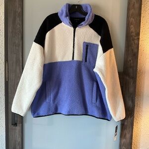 NWT-Women’s Kensis 1/4 zip sweatshirt